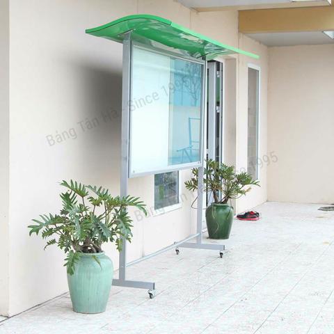 Bảng thông tin di động có mái che